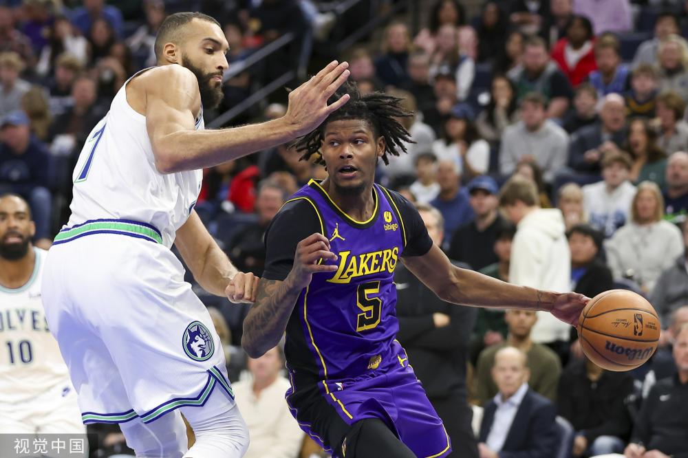 球队后防线 球队后防线