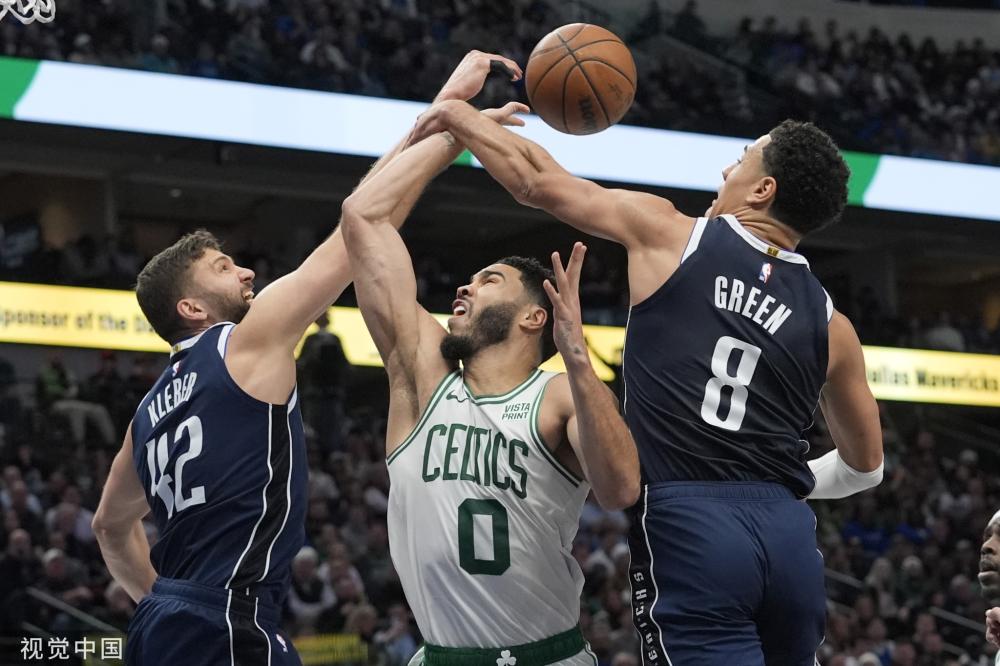 表现映衬出 表现映衬出